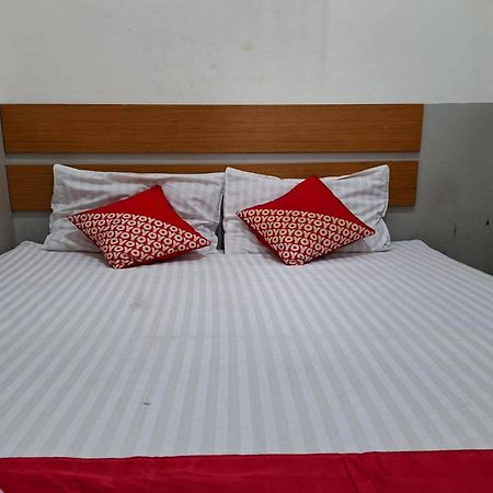 Oyo 93584 Rukotel South Tangerang Eksteriør bilde