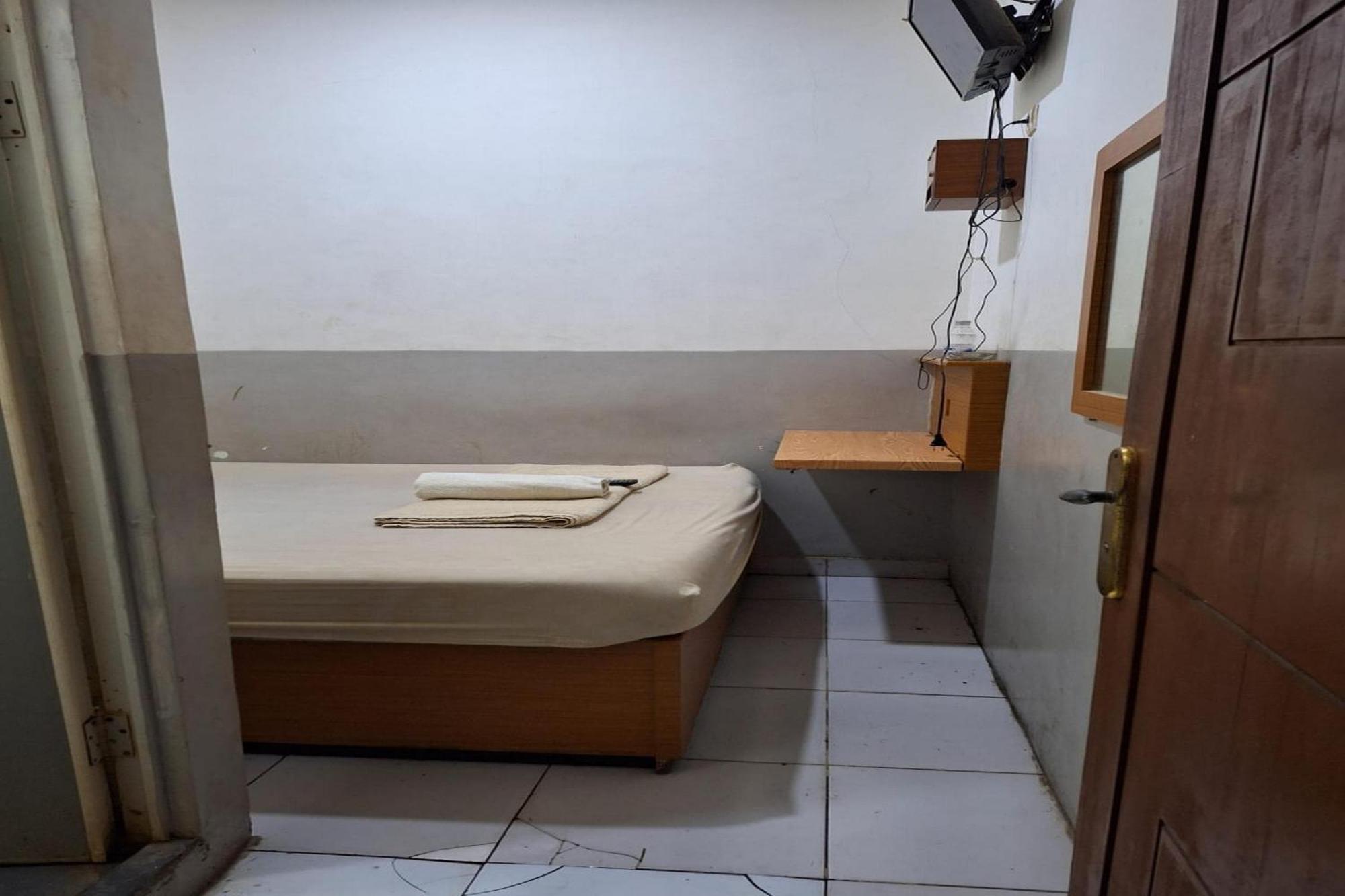Oyo 93584 Rukotel South Tangerang Eksteriør bilde