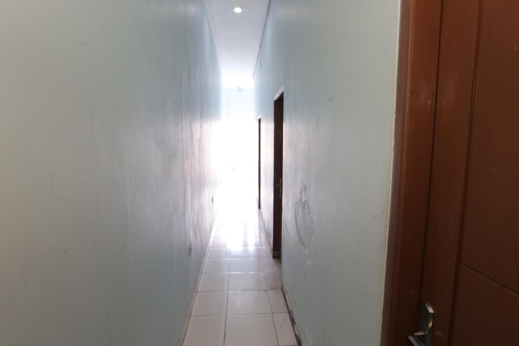 Oyo 93584 Rukotel South Tangerang Eksteriør bilde